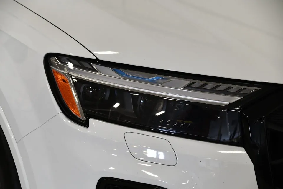 Audi Sq7 2025 photo 3