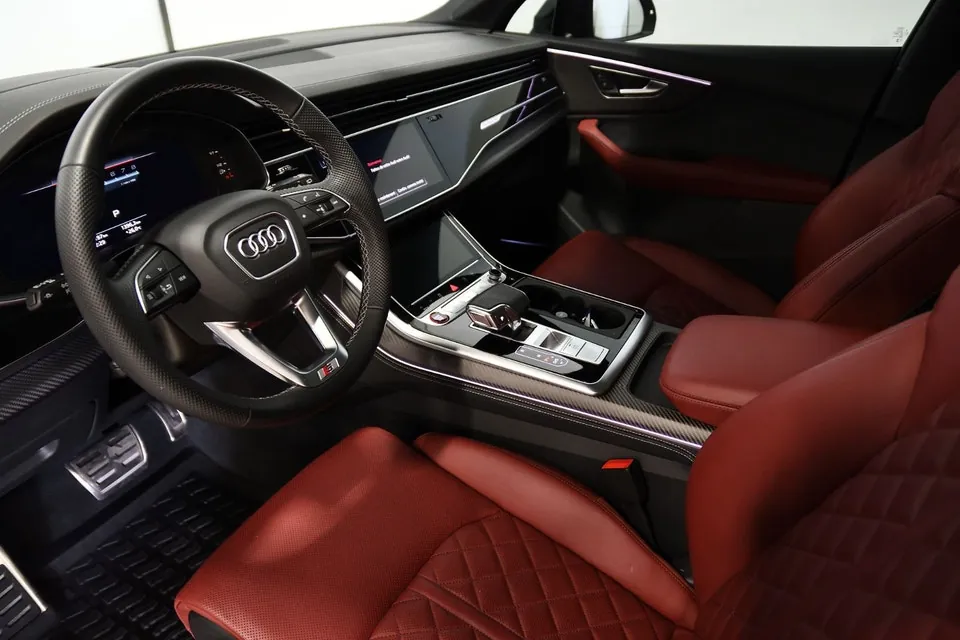 Audi Sq7 2025 photo 2