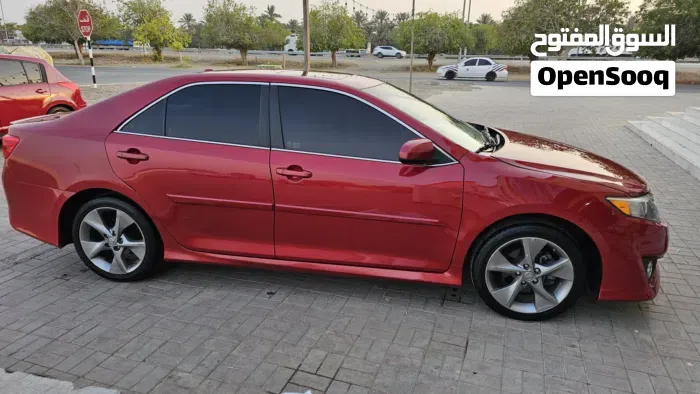 Toyota Camry 2014 photo 2