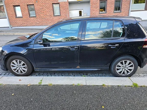 Volkswagen Golf 2011 photo 4