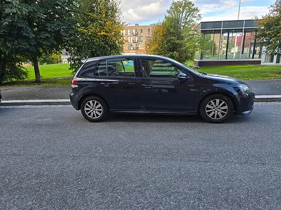 Volkswagen Golf 2011 photo 3