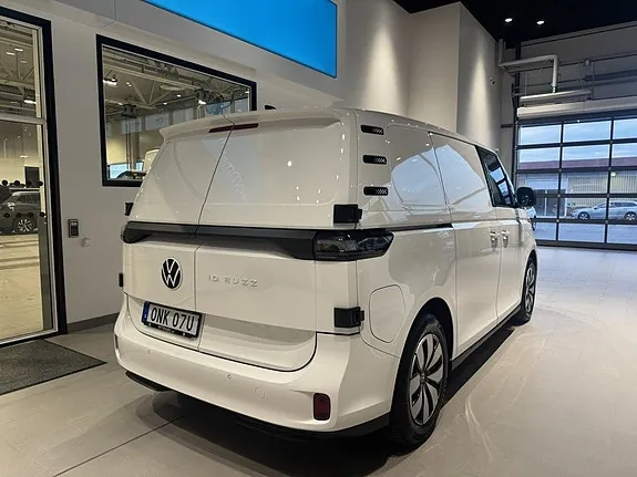 Volkswagen Id. Buzz 2027 photo 5