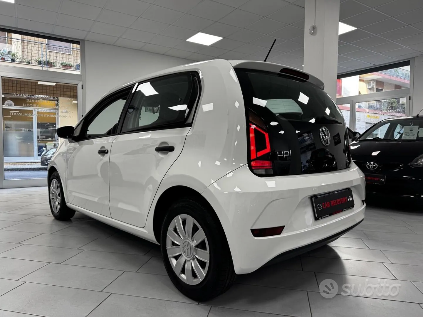 Volkswagen Up 2018 photo 5
