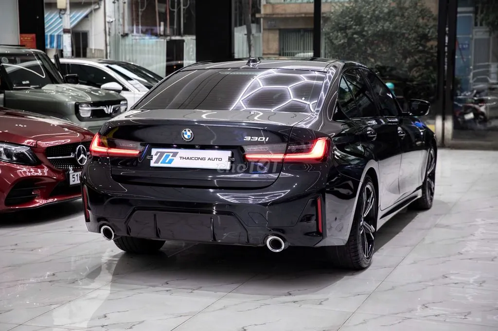 BMW 3 Series 2023 photo 5