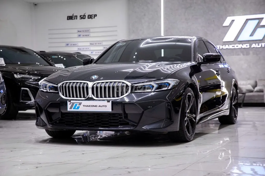 BMW 3 Series 2023 photo 3