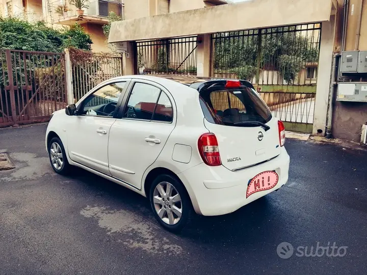 Nissan Micra 2012 photo 4