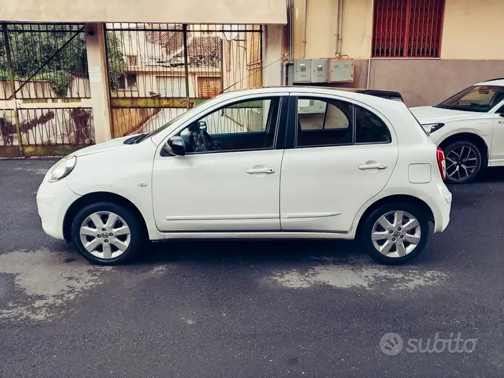 Nissan Micra 2012 photo 5