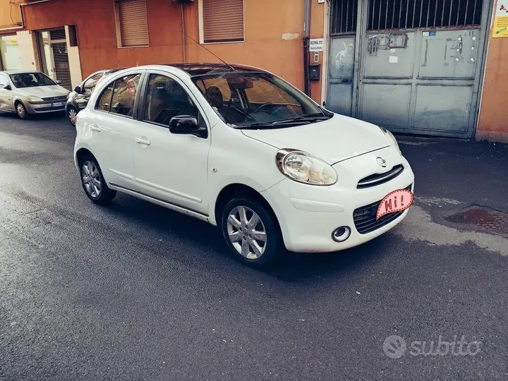 Nissan Micra 2012 photo 2