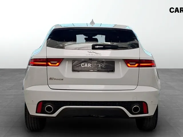 Jaguar E-Pace 2019 photo 4