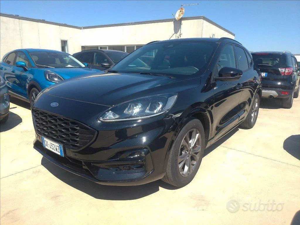Ford Kuga 2023 photo 2