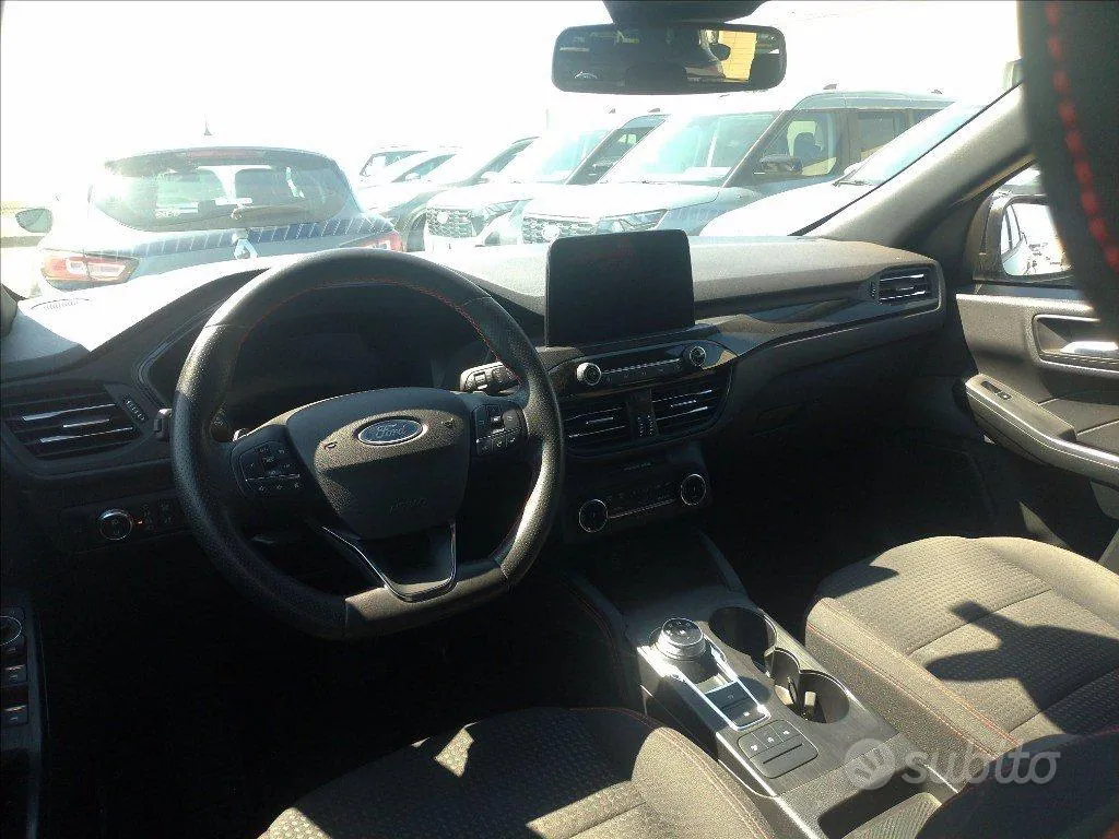 Ford Kuga 2023 photo 3