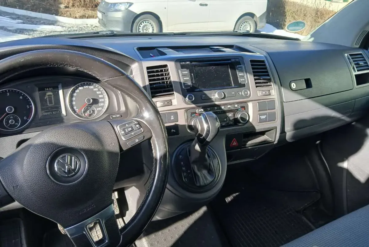 Volkswagen Caravelle 2014 photo 3