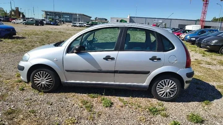 Citroen C3 2004 photo 2