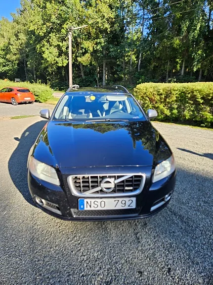 Volvo V70 2011 photo 4