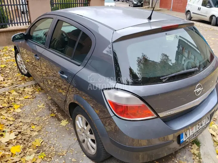Opel Astra H 2006 photo 2