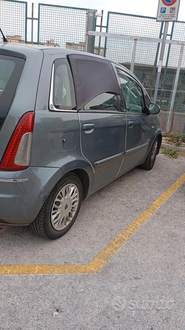 Lancia Musa 2011 photo 2