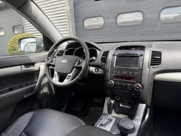 Kia Sorento 2011 photo 3