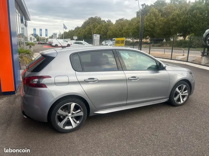 Peugeot 308 2020 photo 4