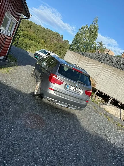 BMW X3 2012 photo 3
