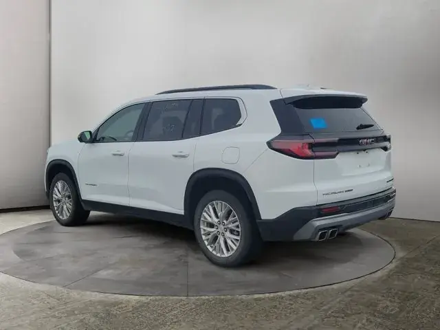 GMC Acadia 2025 photo 3