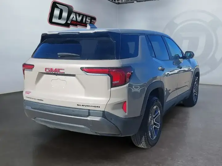 GMC Terrain 2026 photo 3