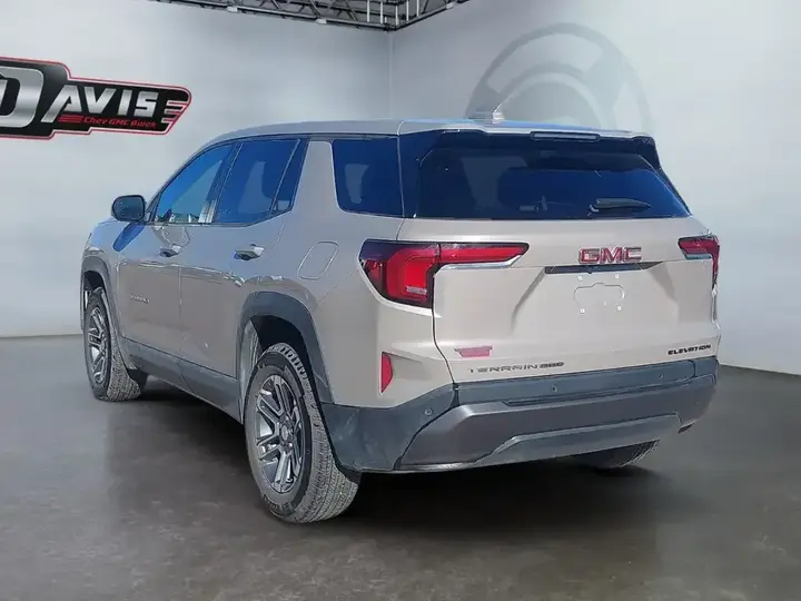 GMC Terrain 2026 photo 5