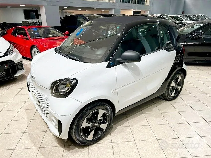 Smart Fortwo 2021 photo 3