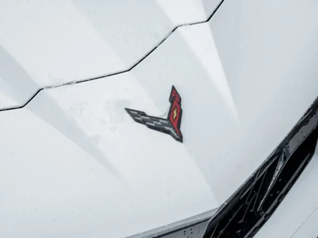 Chevrolet Corvette 2025 photo 3