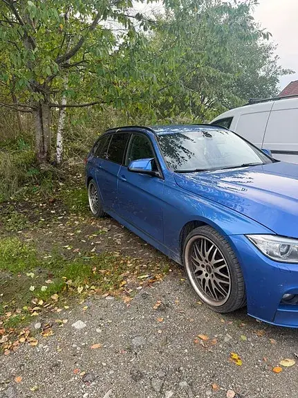 BMW 320D 2013 photo 3