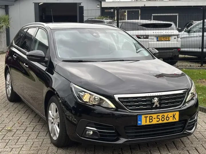 Peugeot 308 Sw 2018 photo 2