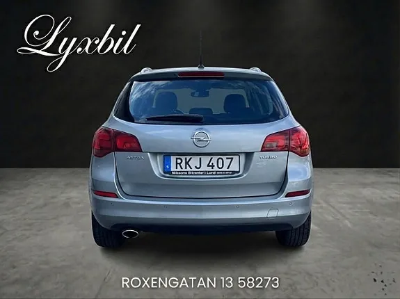 Opel Astra 2011 photo 4
