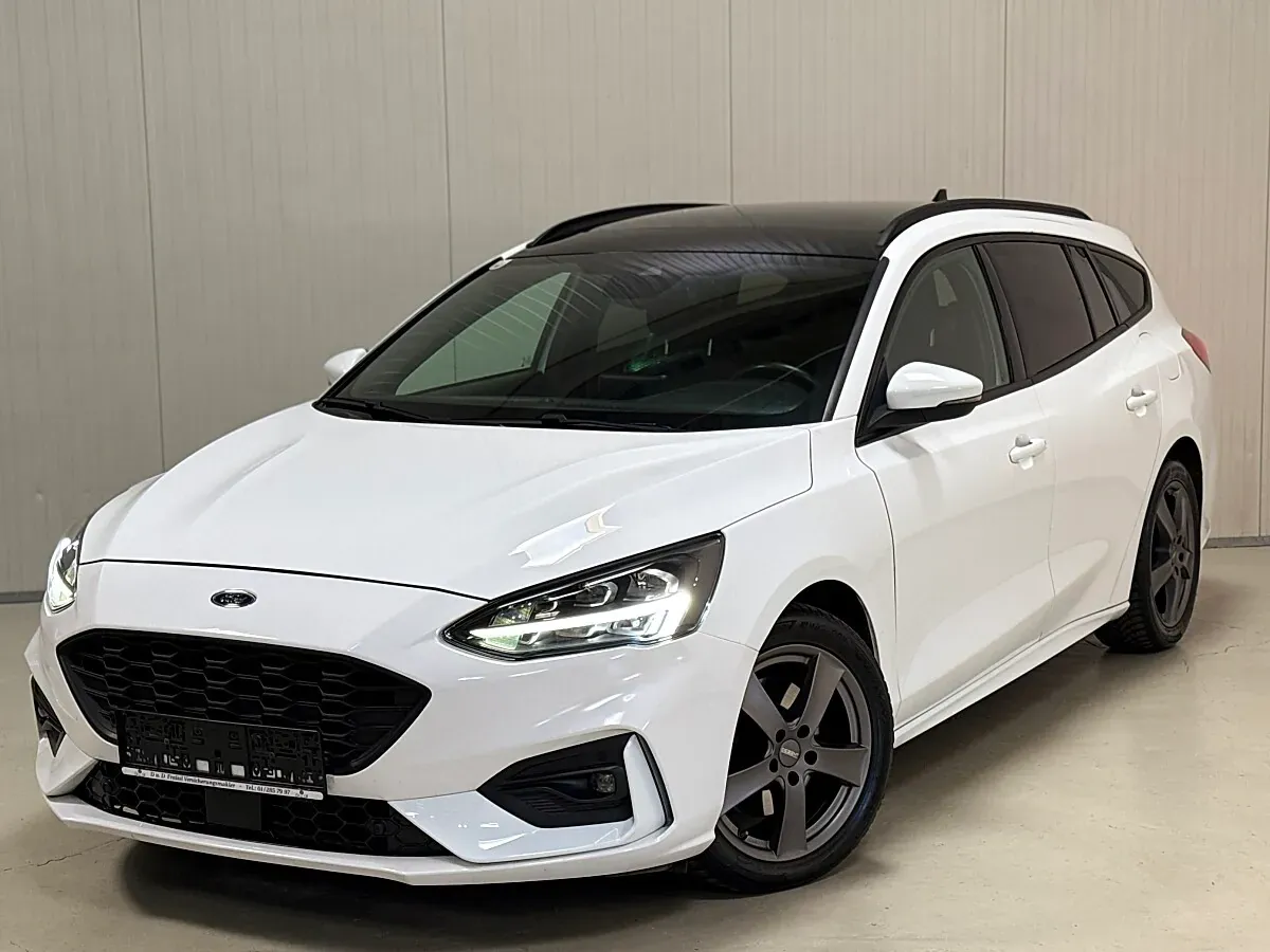Ford Focus 2020 photo 2
