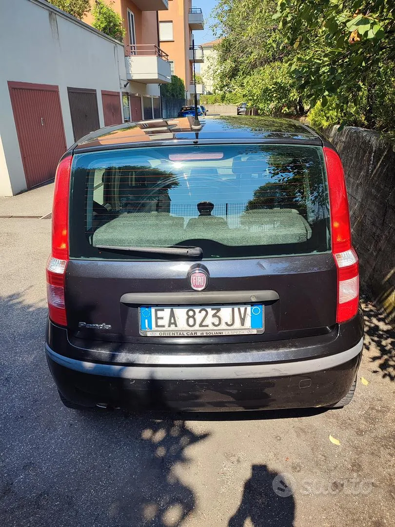 Fiat Panda 2010 photo 2