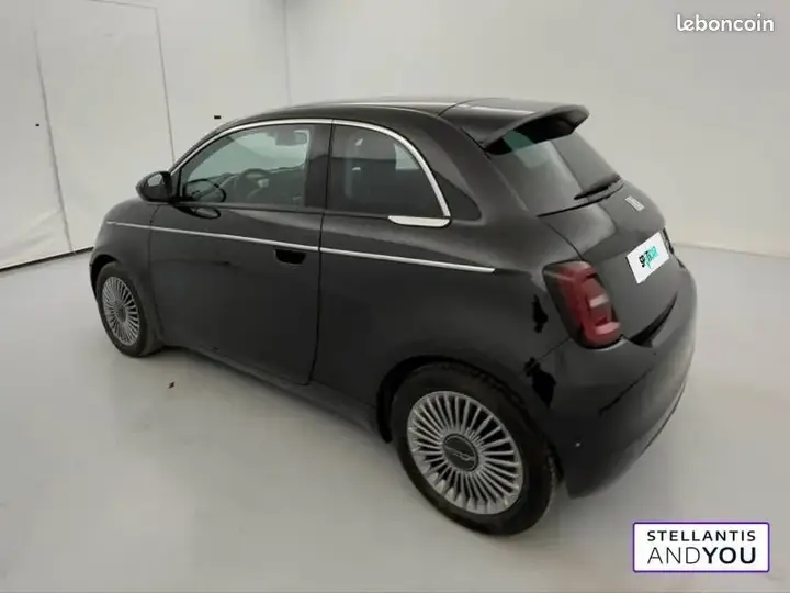 Fiat 500 2023 photo 3