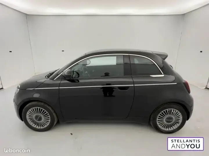 Fiat 500 2023 photo 2
