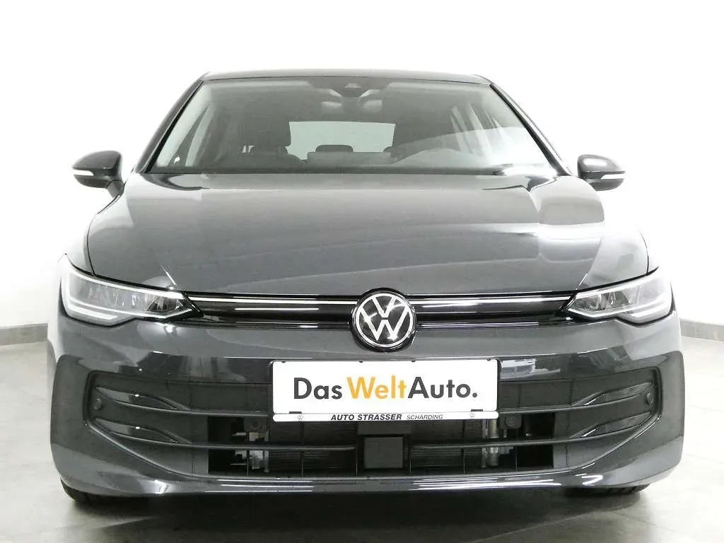 Volkswagen Golf 2025 photo 2