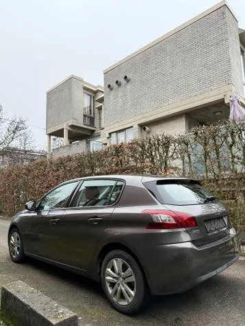 Peugeot 308 2015 photo 2