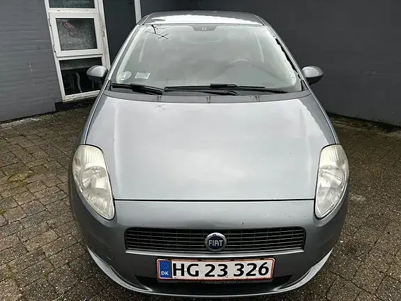 Fiat Punto 2006 photo 2