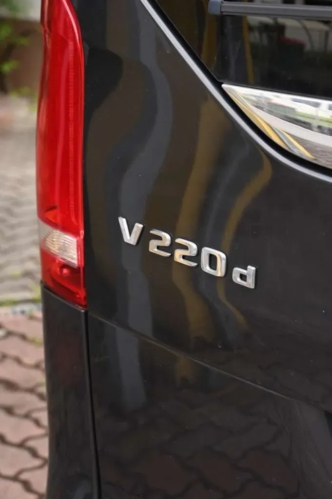 Mercedes-Benz V-Class 2019 photo 3