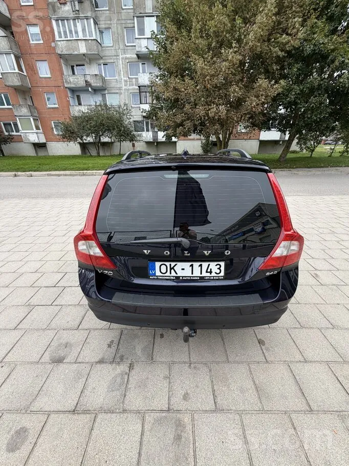 Volvo V70 2009 photo 4