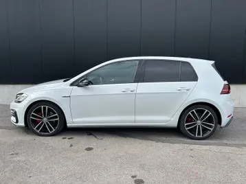 Volkswagen Golf 2017 photo 2