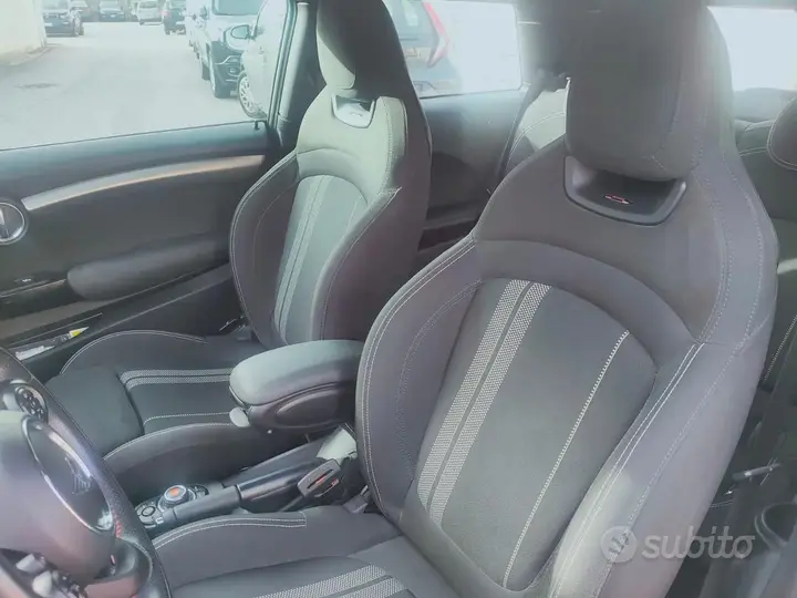 Mini Cooper 2019 photo 4