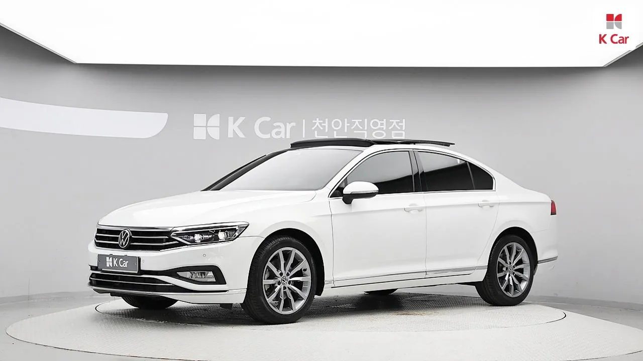 Volkswagen Passat 2022 photo 3