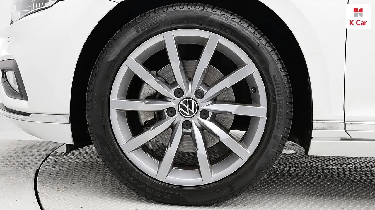 Volkswagen Passat 2022 photo 5