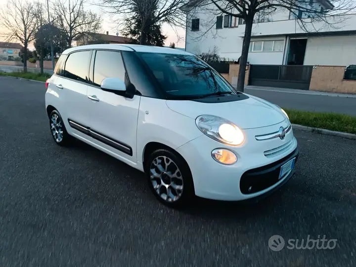 Fiat 500L 2016 photo 5