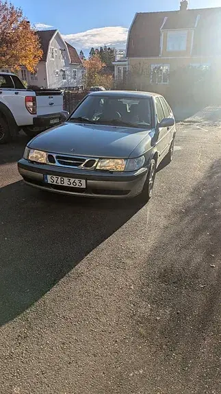 Saab 9-3 2002 photo 2