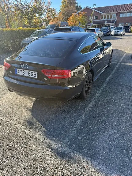 Audi A5 2011 photo 3