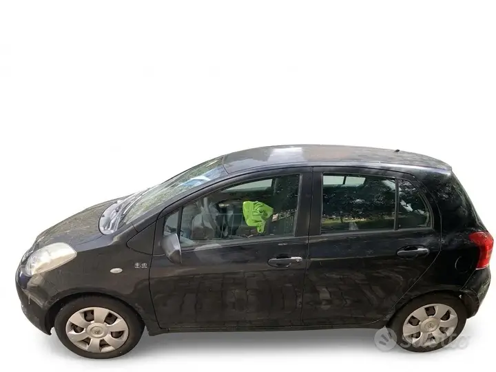 Toyota Yaris 2007 photo 3