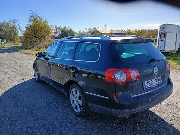 Volkswagen Passat 2009 photo 5