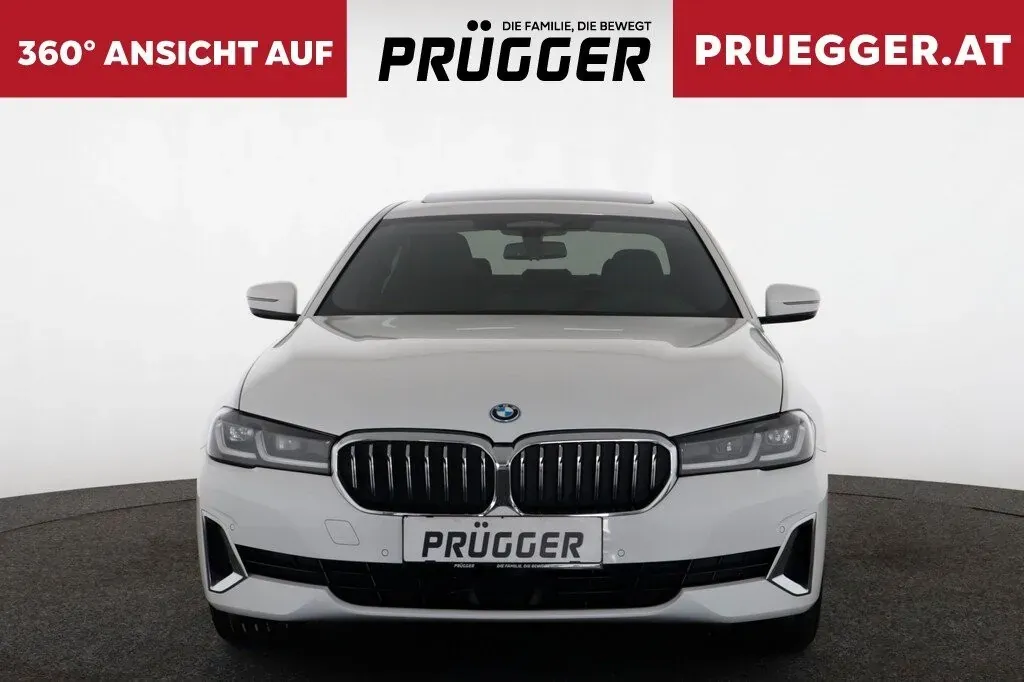 BMW 5 Series 2021 photo 3